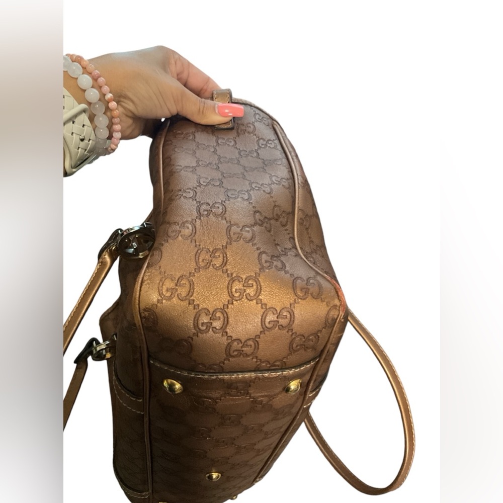 💜🦋 Buyers Giveaway 💜🦋EUC GUCCI Guccissima Leather Hand Bag - Picture 9 of 14